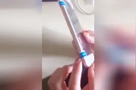 我手机膜起气泡，这么自己换哒