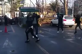 EXO 带坏整个SM的舞蹈，SM没有不疯的视频封面