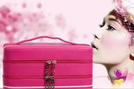 彩妆工具必备大容量时尚化妆收纳包图片