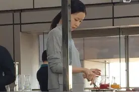 奶茶妹妹怀孕挺大肚 真相：先怀孕后结婚啊！图片