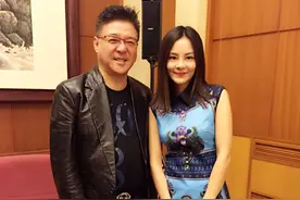 姜育恒携手刘嘉亮马郁 人民大会堂献唱图片