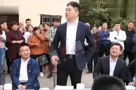 人不忘本，刘强东身带100亿的大礼到湘潭认祖归宗视频封面