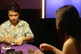 王祖贤问梁朝伟饰演的阿祥有没有喜欢的人，其实阿祥喜欢的就是她视频封面