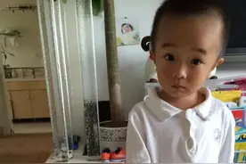 这一年，大爱的中英文欢乐共读绘本（2-4岁）图片