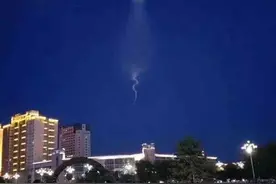 刷屏了：内蒙古上方出现UFO?图片