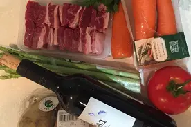番茄红酒烩牛肉图片