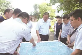 冉登祥率队赴文宫镇调研交通项目建设图片