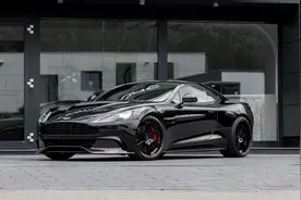 看看Wheelsandmore是怎么玩阿斯顿马丁的图片