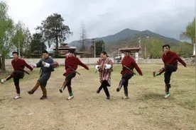 让我们一起摇摆~一起~摇~~摆~~~图片
