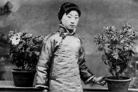 灵异鬼故事:图书馆工读的发毛故事（短篇版）图片