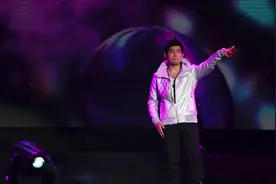 周杰伦演唱会唱到太原啦！小伙伴们准备嗨起来！图片