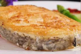 酥酥脆脆的香煎鳕鱼，做法简单，营养美味图片