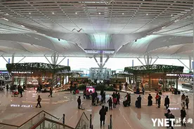韩国清洁工在机场垃圾桶发现7根金条 报警后上交最少可获得10万补偿金图片