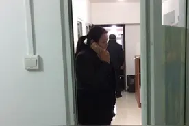 济南女孩学车疑遭教练亲吻 教练称开玩笑否认骚扰图片