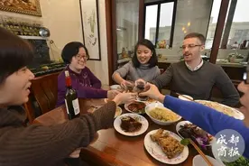 菜鸟春节快递数据：中西部快递提速 成都平均配送时间最短图片