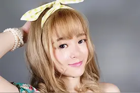 按下Shift 甜美Girl秒变小叛逆图片