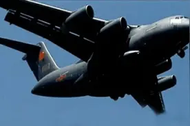 运-20“胖妞”正式入役首批2架交付空4师图片