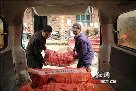 衡阳：“爱心老板”的“扶贫故事”图片