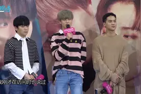 韩国男团TEENTOP举办香港签售会 与粉丝亲密互动超有爱视频封面