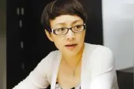 宋丹丹与三婚丈夫近照曝光，年过60身价过亿，两人相识28天闪婚视频封面
