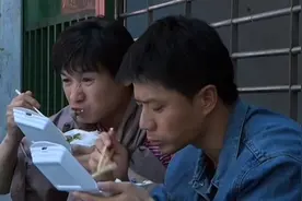 1200元的汉卡被高虎12块卖了，就为了买2盒盒饭视频封面