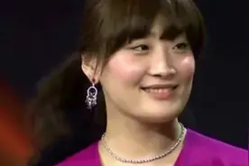 36岁宗馥莉近照，身价千亿嫁不出，令父担忧，曾公开征婿无要求视频封面