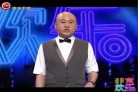 巨人症美女爱上1米6男人，二人照片可不是最萌身高差能形容的了视频封面