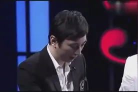 王思聪出国留学，王健林说：记住要振兴中华，郑恺不厚道的笑了视频封面