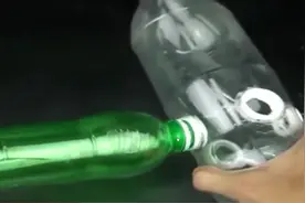 牛人教你用塑料瓶自制抓苍蝇神器，从此一劳永逸视频封面