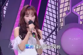 黄婷婷挑战一口气唱《气球》，出错了怪字幕遭大张伟吐槽