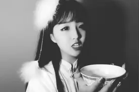 孟婆在来一碗，小姑娘你已经喝了好几碗了，一首《孟婆汤》送给你视频封面