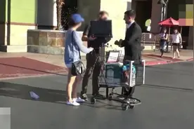 搞笑视频：十一万美金买你老婆一晚，你会答应吗？还真有人答应视频封面