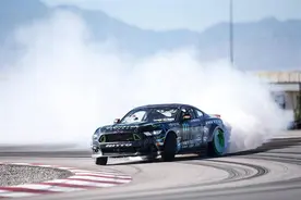 飘移怪兽 2015 Ford Mustang RTR赛车鉴赏图片