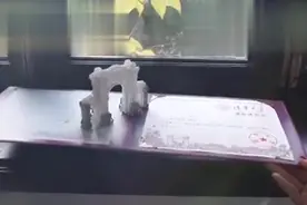 清华大学2018新版录取通知书制作过程，早知道我就复读一年了！视频封面