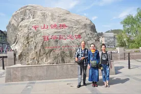 一位60后大叔“千里徒搭游西藏 人情冷暖知多少”图片