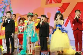 麒麟baby主持《2016过年七天乐》 气质优雅端庄，星范图片