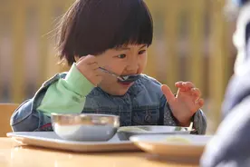 孩子自己会做的事情，为什么就是不愿意做？图片