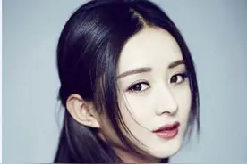赵丽颖陈乔恩简单半扎发，甜美又减龄，超好！图片