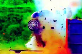 拿各种汽车去模拟制造各种车祸，太狠了！图片