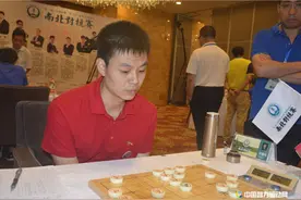 曾经的象棋第一人又回来了吗？认识的进！图片