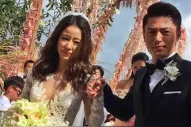 霍建华林心如甜蜜拥吻 林心如赵薇范冰冰《还珠格格》三姐妹同框图片