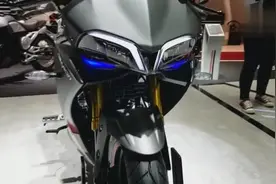 是个男人都喜欢的GPX恶魔机车150GP视频封面
