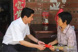 廖克全到漹城镇雷塘村开展基层夜话活动图片