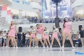 MOMOLAND&罗夏恩商场演绎蹦迪神曲2.0《BAAM》视频封面