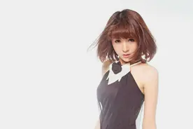 网红歌曲：追求完美的青春，快来听TimeZ的《偶像万万岁》视频封面