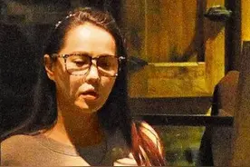 46岁伊能静承认怀二胎 揭秘娱乐圈高龄产妇辛酸史图片