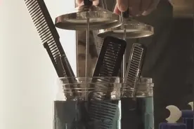 几年没理发的理工男剪完头发，每天早上都被自己帅醒视频封面