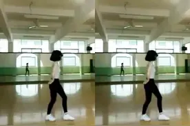相真美女练舞房跳一首《怦然心动》图片