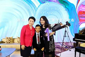 施坦威发布SPIRIO新悦高解析度自动演奏钢琴图片