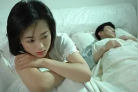 女友和前任上床，现在我该怎么办？图片